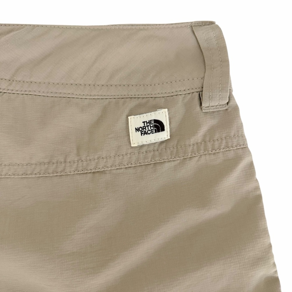 THE NORTH FACE Beige Lightweight Hiking Capri Cargo Pants outdoor travel women’s - Picture 8 of 15